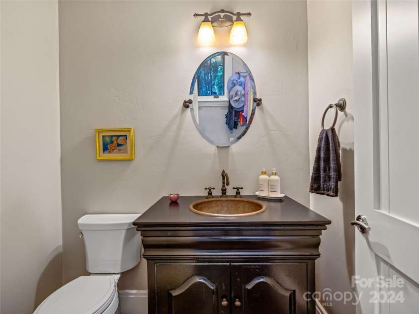 22 Foxbridge Way, Arden, NC 28704.  MLS# CAR4180001, YatesRealty ID 2094. 