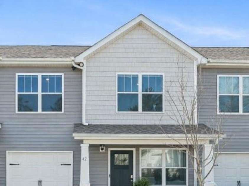 42 Benedict Lane, Weaverville, NC 28787.  MLS# CAR4345115, YatesRealty ID 2094. 