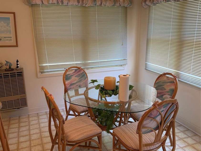 605 Queens Road, Cherryville, NC 28021.  MLS# CAR4375817, YatesRealty ID 20940. 