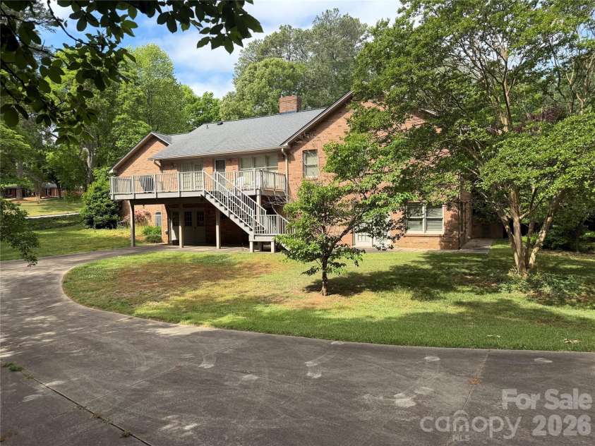 605 Queens Road, Cherryville, NC 28021.  MLS# CAR4375817, YatesRealty ID 20940. 