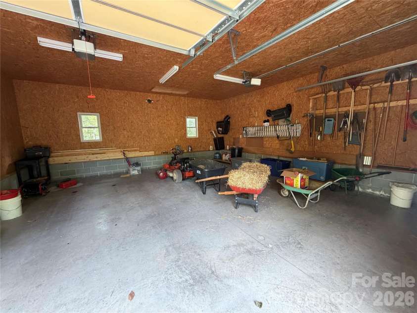 605 Queens Road, Cherryville, NC 28021.  MLS# CAR4375817, YatesRealty ID 20940. Detached Garage