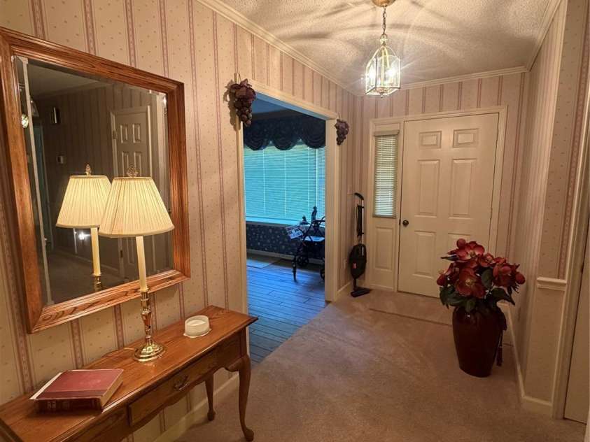 605 Queens Road, Cherryville, NC 28021.  MLS# CAR4375817, YatesRealty ID 20940. Foyer