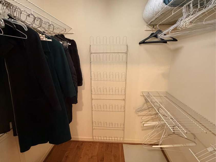 605 Queens Road, Cherryville, NC 28021.  MLS# CAR4375817, YatesRealty ID 20940. Master Closet