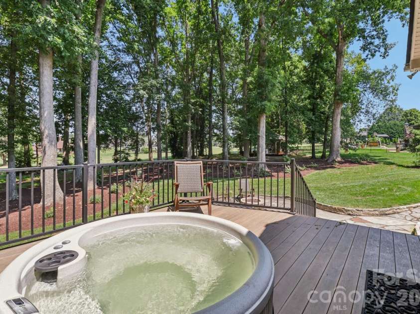 122 Ringneck Trail, Mooresville, NC 28117.  MLS# CAR4372433, YatesRealty ID 20942. 