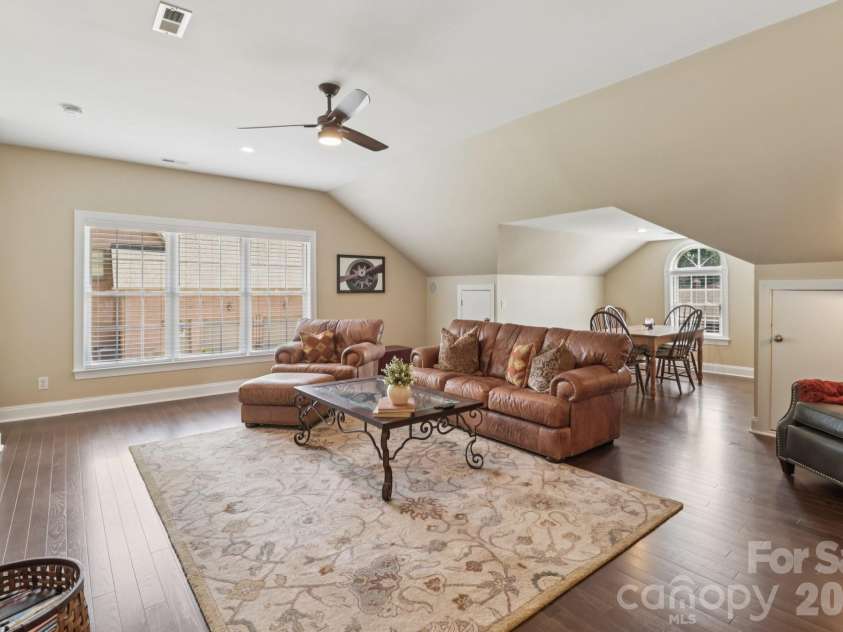 122 Ringneck Trail, Mooresville, NC 28117.  MLS# CAR4372433, YatesRealty ID 20942. Bonus Room with a second private staircase