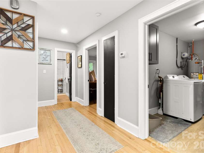 213 Hillcrest Drive, Huntersville, NC 28078.  MLS# CAR4378846, YatesRealty ID 20943. 