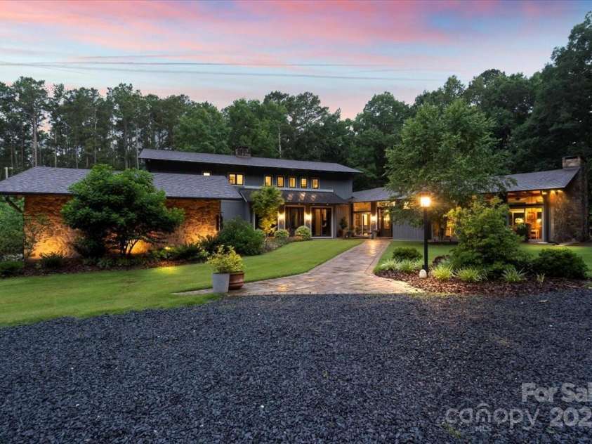 307 Allenton Street, Mount Gilead, NC 27306.  MLS# CAR4271726, YatesRealty ID 20944. 