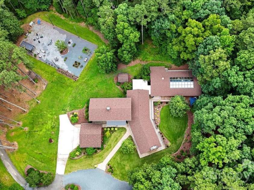 307 Allenton Street, Mount Gilead, NC 27306.  MLS# CAR4271726, YatesRealty ID 20944. 