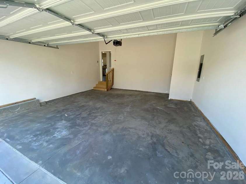 196 Marathon Lane, Candler, NC 28715.  MLS# CAR4367636, YatesRealty ID 20946. 