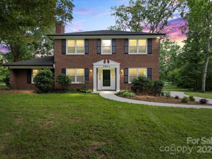 5811 Gettysburg Drive, Concord, NC 28027.  MLS# CAR4269124, YatesRealty ID 20946. 