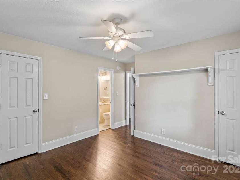 5811 Gettysburg Drive, Concord, NC 28027.  MLS# CAR4269124, YatesRealty ID 20946. 