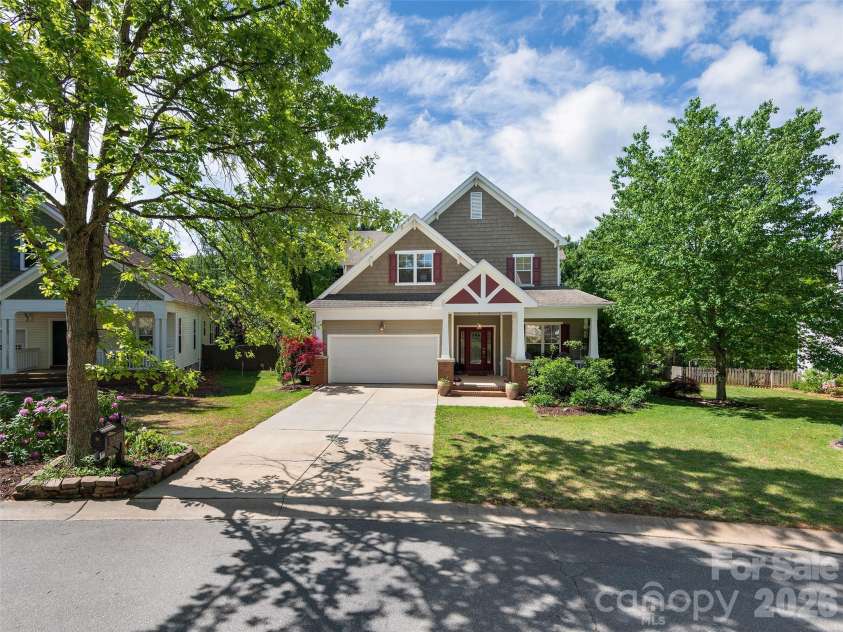 1332 Heathbrook Circle, Asheville, NC 28803.  MLS# CAR4377956, YatesRealty ID 20947. 