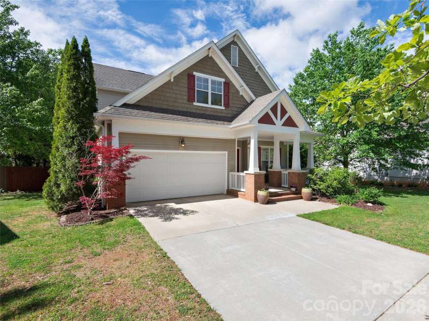 1332 Heathbrook Circle, Asheville, NC 28803.  MLS# CAR4377956, YatesRealty ID 20947. 