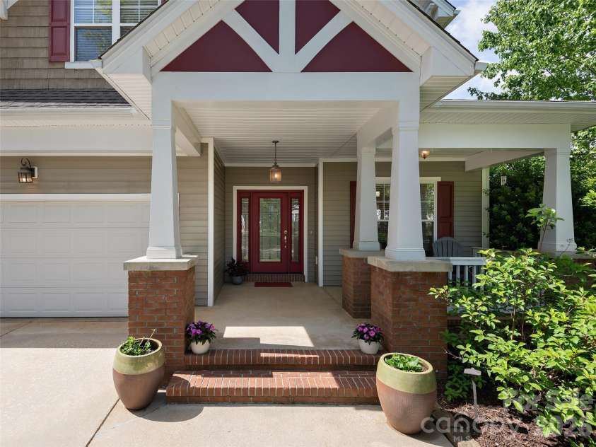 1332 Heathbrook Circle, Asheville, NC 28803.  MLS# CAR4377956, YatesRealty ID 20947. 