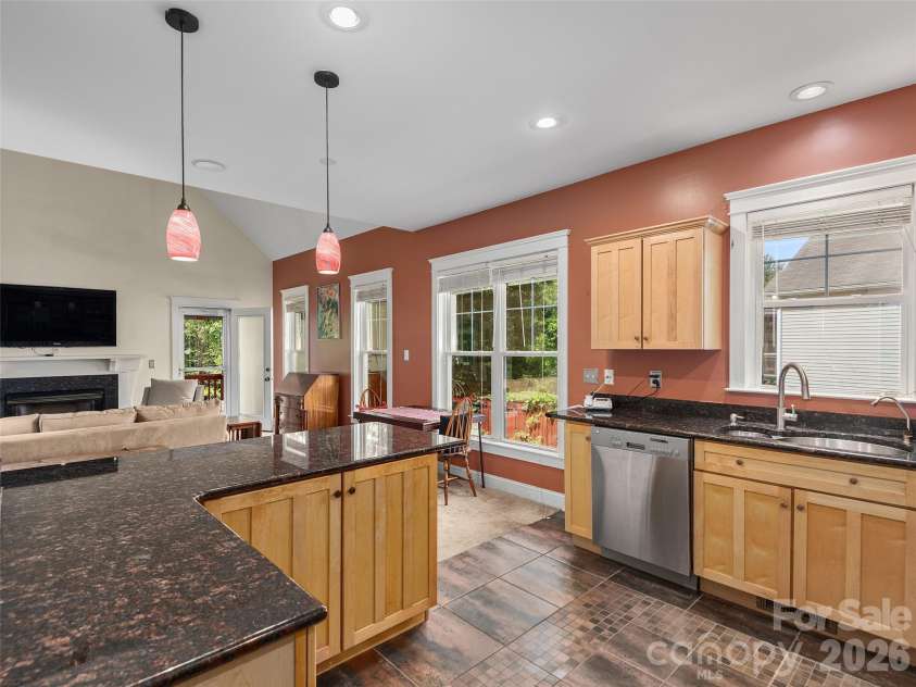 1332 Heathbrook Circle, Asheville, NC 28803.  MLS# CAR4377956, YatesRealty ID 20947. 