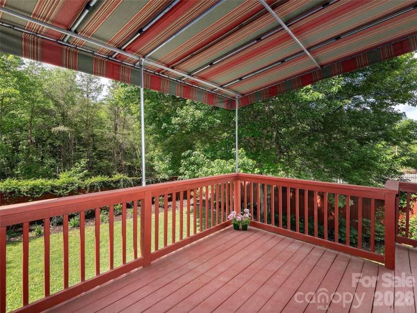 1332 Heathbrook Circle, Asheville, NC 28803.  MLS# CAR4377956, YatesRealty ID 20947. 