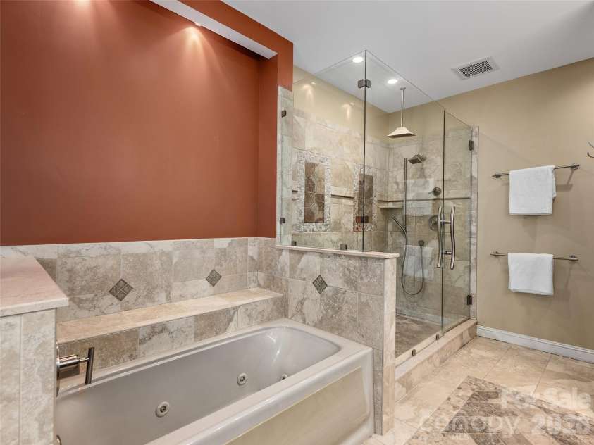 1332 Heathbrook Circle, Asheville, NC 28803.  MLS# CAR4377956, YatesRealty ID 20947. 