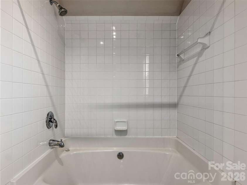 1332 Heathbrook Circle, Asheville, NC 28803.  MLS# CAR4377956, YatesRealty ID 20947. 
