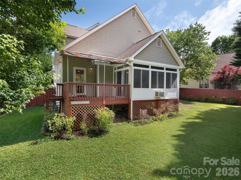 1332 Heathbrook Circle, Asheville, NC 28803.  MLS# CAR4377956, YatesRealty ID 20947. 