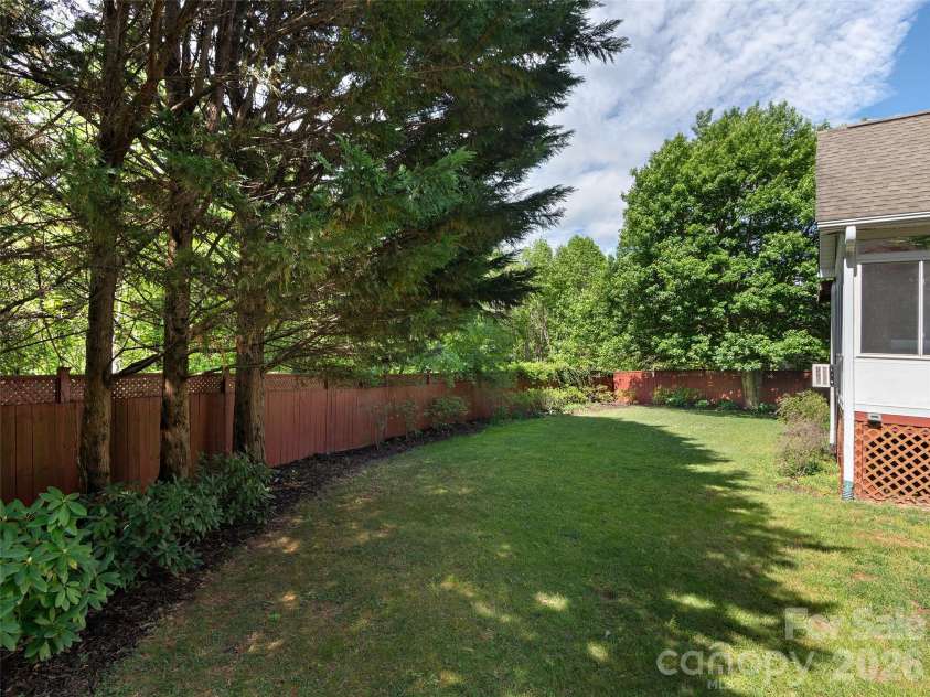 1332 Heathbrook Circle, Asheville, NC 28803.  MLS# CAR4377956, YatesRealty ID 20947. 