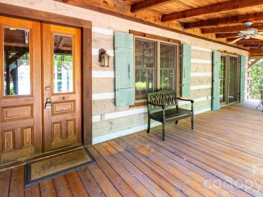 170 Malibu Road, Mooresville, NC 28117.  MLS# CAR4372531, YatesRealty ID 20948. Entry