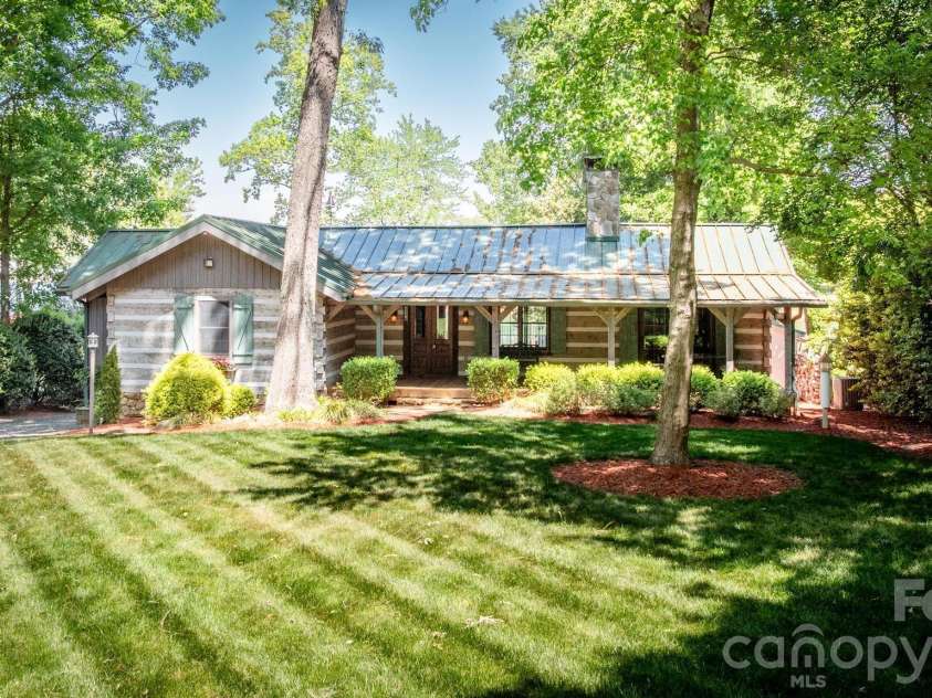 170 Malibu Road, Mooresville, NC 28117.  MLS# CAR4372531, YatesRealty ID 20948. Front View
