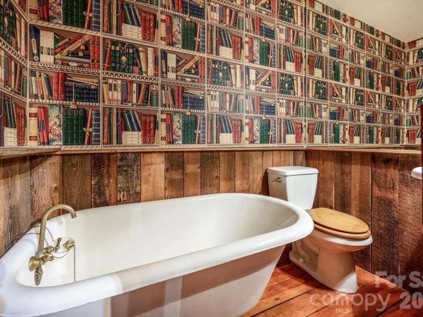 170 Malibu Road, Mooresville, NC 28117.  MLS# CAR4372531, YatesRealty ID 20948. Full Bath