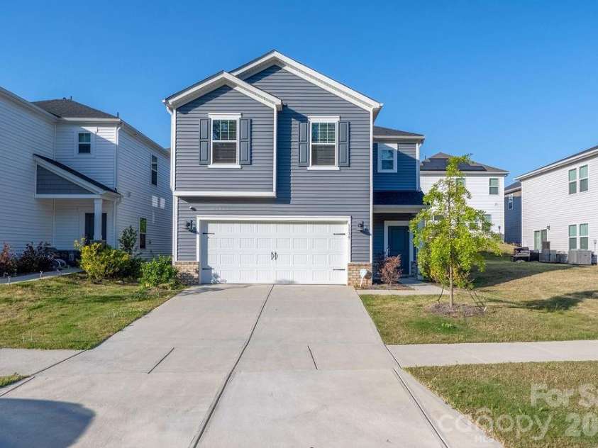 1135 Harland Street, Charlotte, NC 28216.  MLS# CAR4367795, YatesRealty ID 20949. 