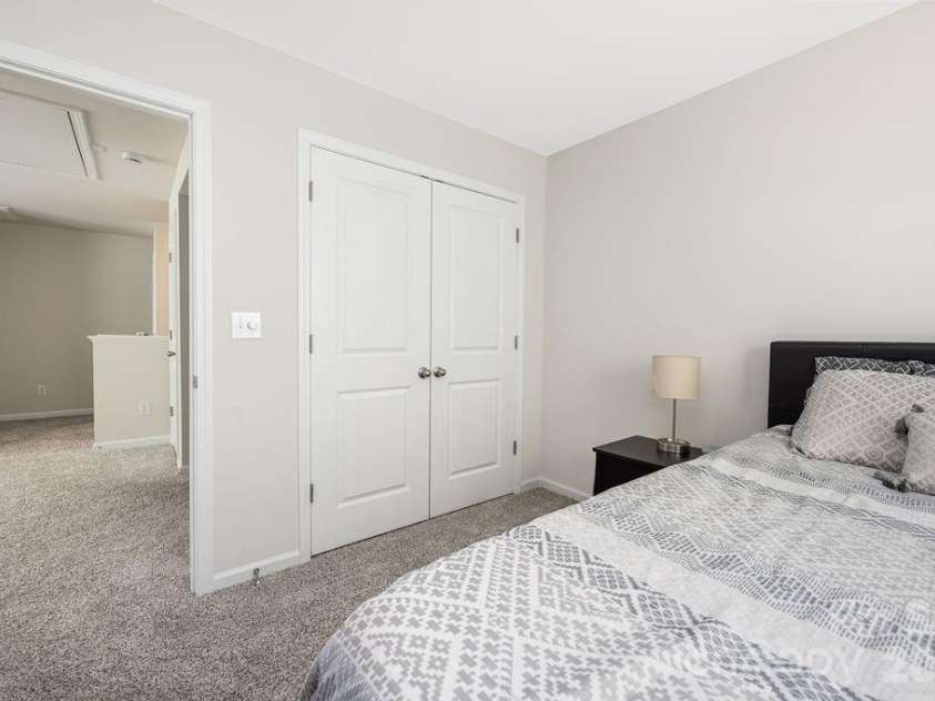 1135 Harland Street, Charlotte, NC 28216.  MLS# CAR4367795, YatesRealty ID 20949. 