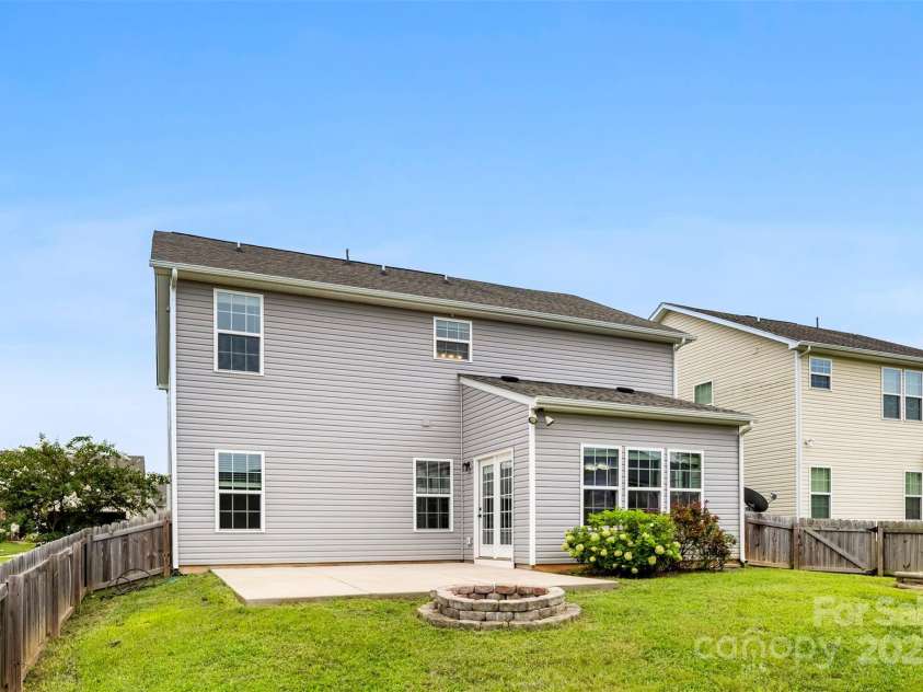 1686 Scarbrough Circle, Concord, NC 28025.  MLS# CAR4292755, YatesRealty ID 20949. 