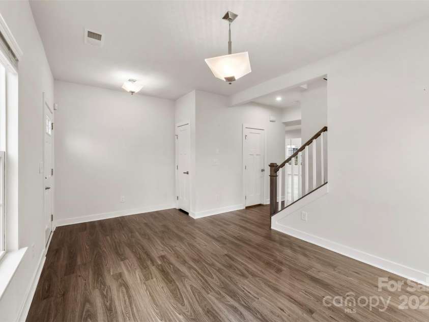 1686 Scarbrough Circle, Concord, NC 28025.  MLS# CAR4292755, YatesRealty ID 20949. Flex Space