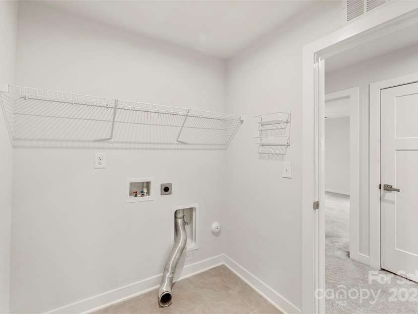 1686 Scarbrough Circle, Concord, NC 28025.  MLS# CAR4292755, YatesRealty ID 20949. Laundry Room