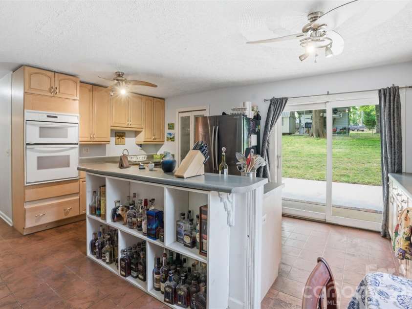 2998 Chestnut Road, Lincolnton, NC 28092.  MLS# CAR4379194, YatesRealty ID 20950. 