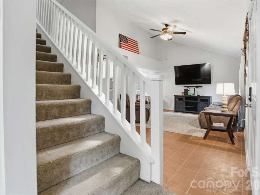 2998 Chestnut Road, Lincolnton, NC 28092.  MLS# CAR4379194, YatesRealty ID 20950. 