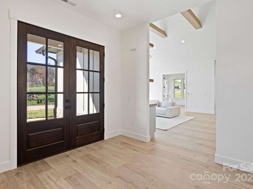 90 Bridgeway Drive, Candler, NC 28715.  MLS# CAR4226175, YatesRealty ID 20950. 