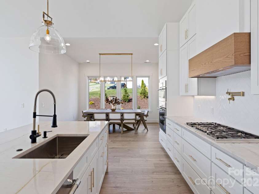 90 Bridgeway Drive, Candler, NC 28715.  MLS# CAR4226175, YatesRealty ID 20950. 