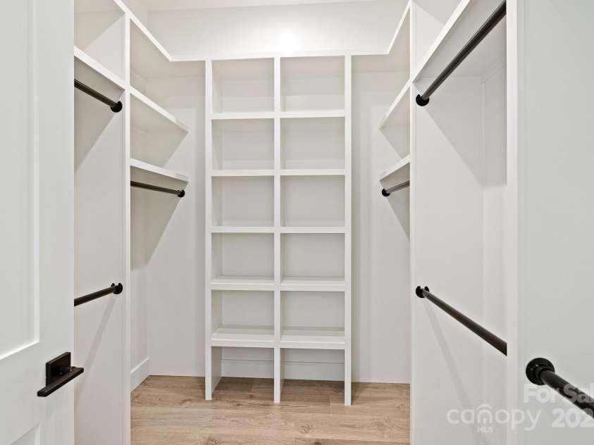 90 Bridgeway Drive, Candler, NC 28715.  MLS# CAR4226175, YatesRealty ID 20950. 