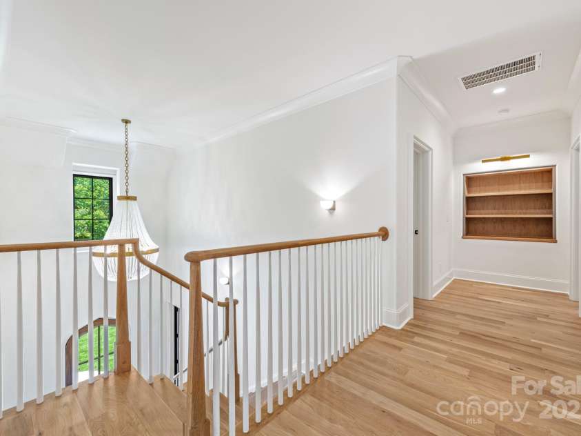 5124 Lansing Drive, Charlotte, NC 28270.  MLS# CAR4231364, YatesRealty ID 20951. 