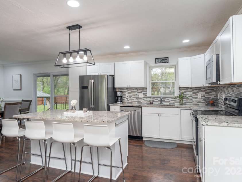 1121 Rembrandt Drive, Concord, NC 28027.  MLS# CAR4243046, YatesRealty ID 20952. 