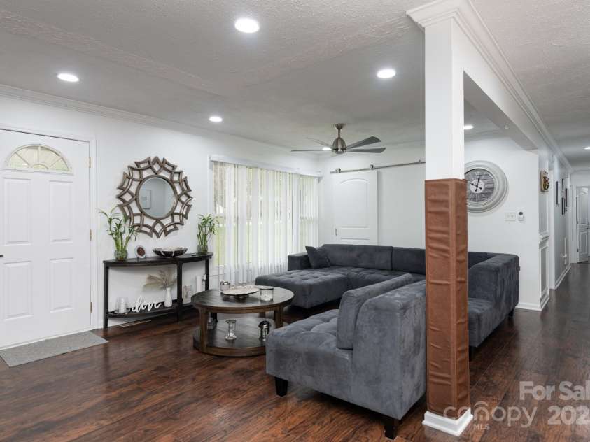 1121 Rembrandt Drive, Concord, NC 28027.  MLS# CAR4243046, YatesRealty ID 20952. 