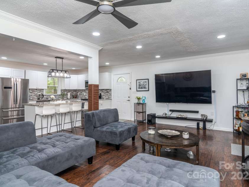 1121 Rembrandt Drive, Concord, NC 28027.  MLS# CAR4243046, YatesRealty ID 20952. 