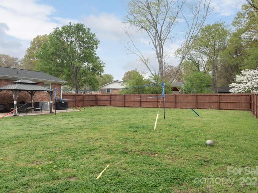 1121 Rembrandt Drive, Concord, NC 28027.  MLS# CAR4243046, YatesRealty ID 20952. 