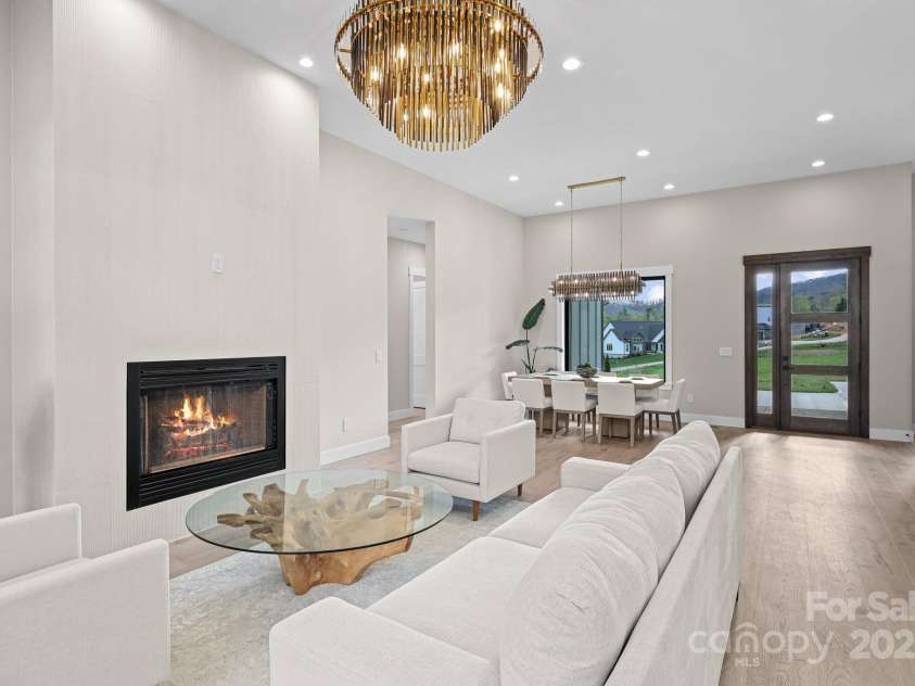 24 Slate Drive, Candler, NC 28715.  MLS# CAR4244090, YatesRealty ID 20953. Living