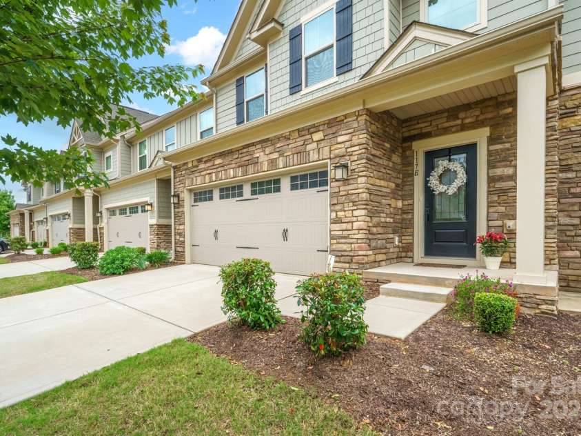 117 Lanyard Drive, Mooresville, NC 28117.  MLS# CAR4259128, YatesRealty ID 20955. 117 Lanyard Dr. Mooresville 