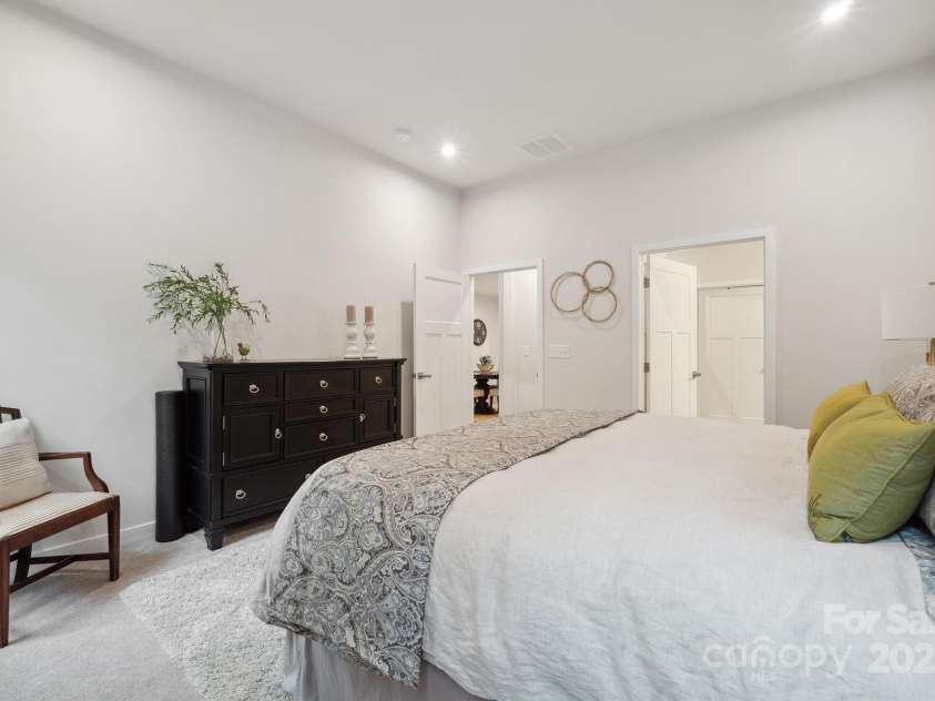 117 Lanyard Drive, Mooresville, NC 28117.  MLS# CAR4259128, YatesRealty ID 20955. 