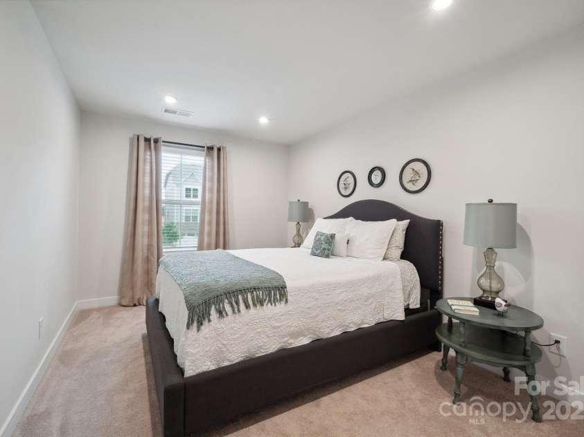 117 Lanyard Drive, Mooresville, NC 28117.  MLS# CAR4259128, YatesRealty ID 20955. 