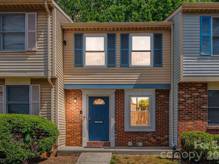 7609 Holly Grove Court, Charlotte, NC 28227.  MLS# CAR4371420, YatesRealty ID 20955. 