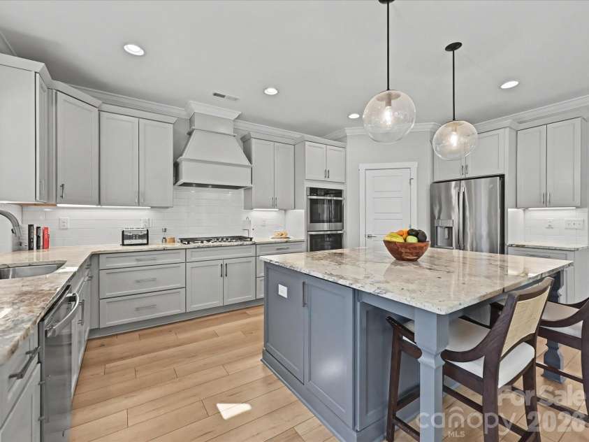 1052 Lakefront Woods, Belmont, NC 28012.  MLS# CAR4357505, YatesRealty ID 20956. 