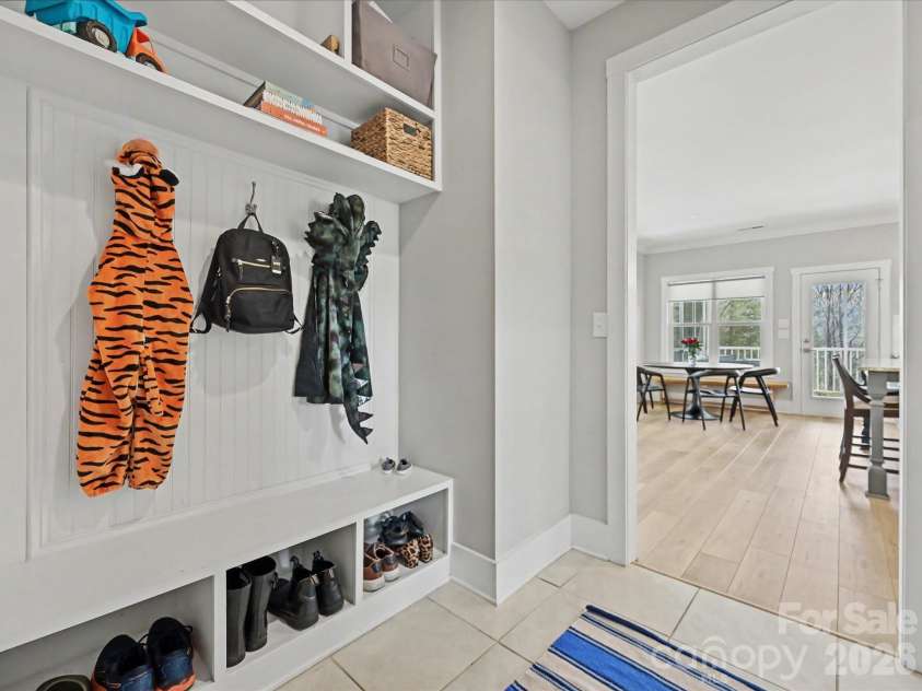 1052 Lakefront Woods, Belmont, NC 28012.  MLS# CAR4357505, YatesRealty ID 20956. 