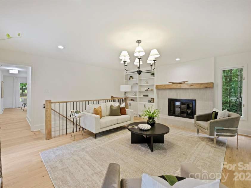 9520 Squirrel Hollow Lane, Charlotte, NC 28270.  MLS# CAR4290634, YatesRealty ID 20956. 